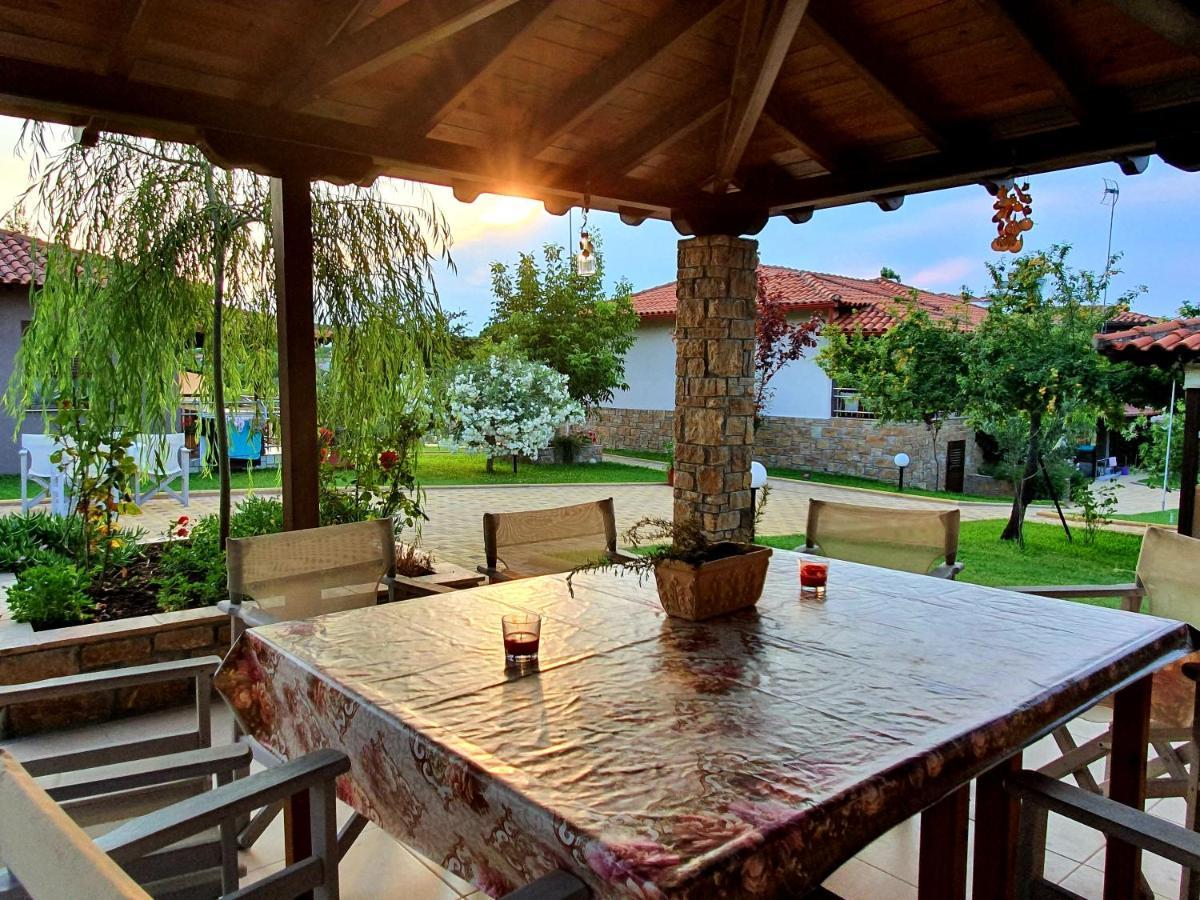 Katina'S House Apartment Вурвуру Екстериор снимка