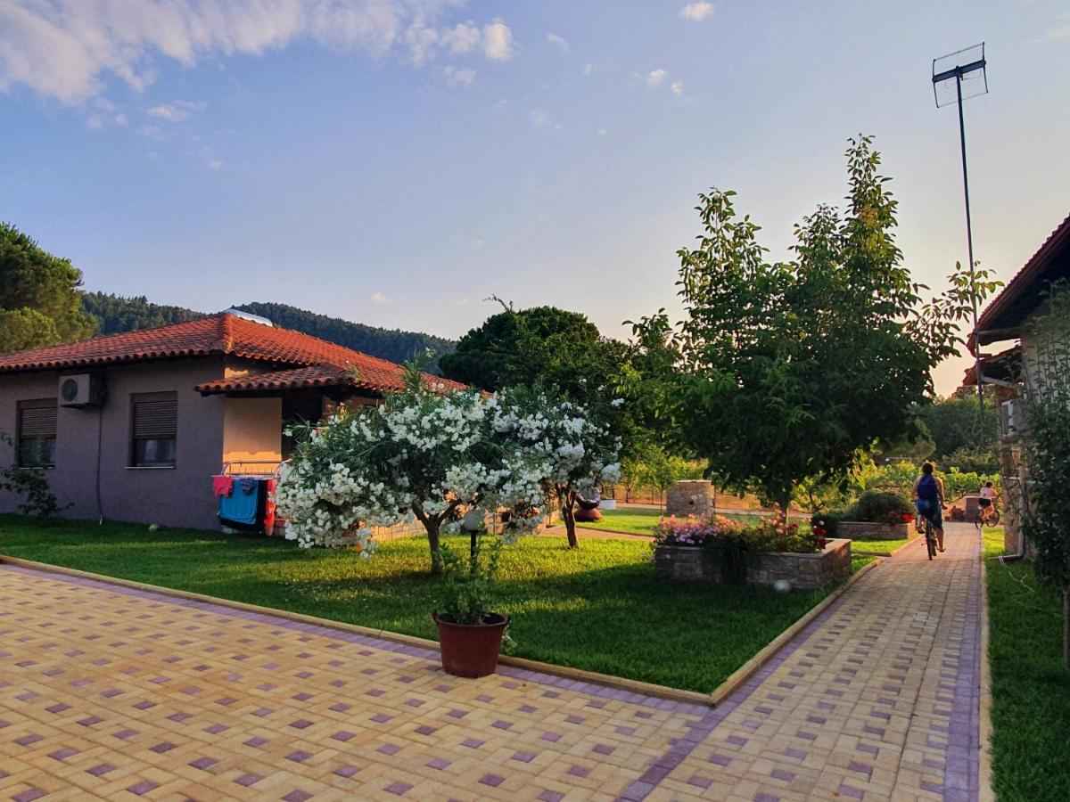 Katina'S House Apartment Вурвуру Екстериор снимка