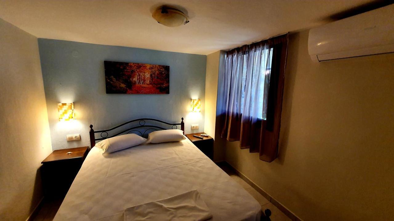 Katina'S House Apartment Вурвуру Екстериор снимка