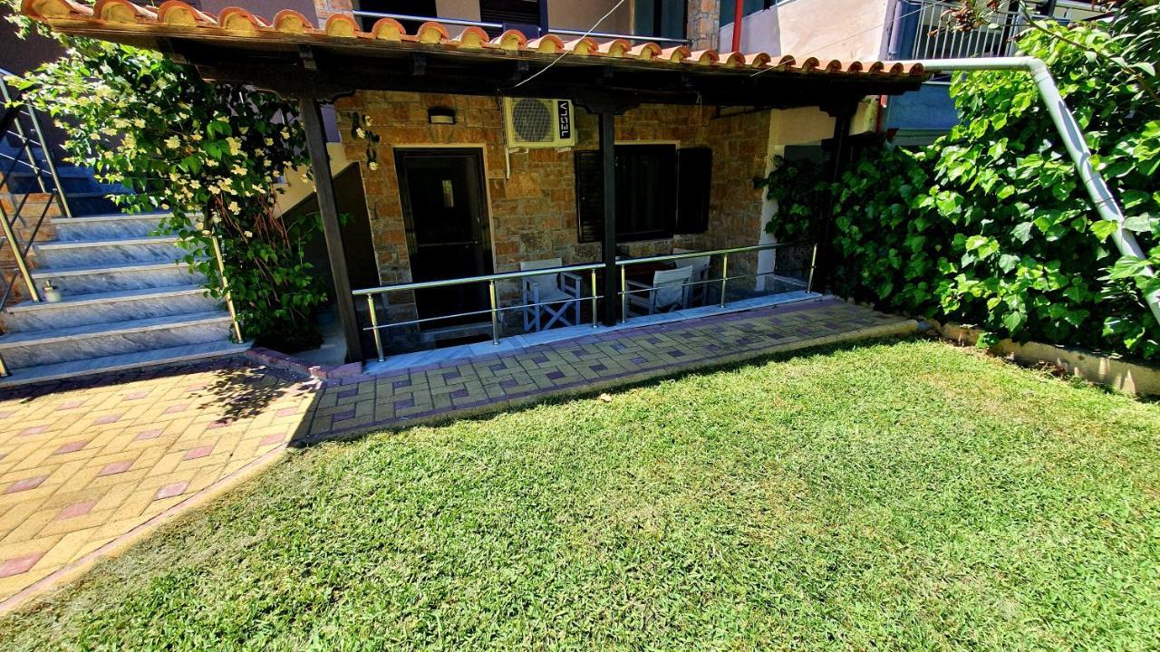 Katina'S House Apartment Вурвуру Екстериор снимка