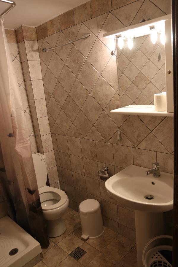 Katina'S House Apartment Вурвуру Екстериор снимка