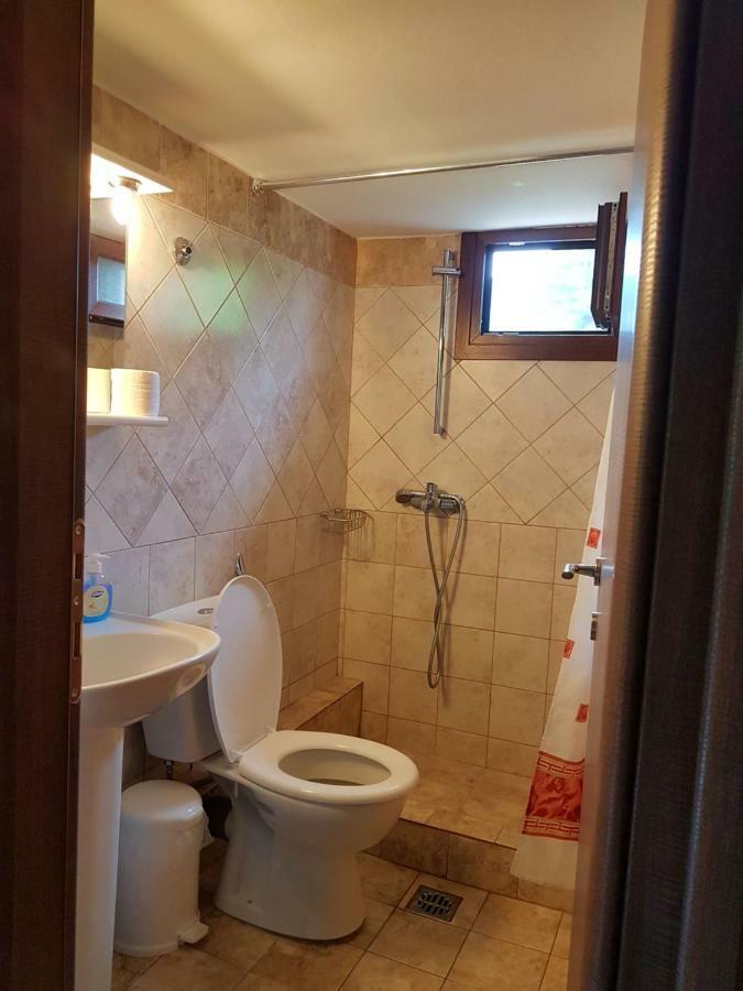 Katina'S House Apartment Вурвуру Екстериор снимка