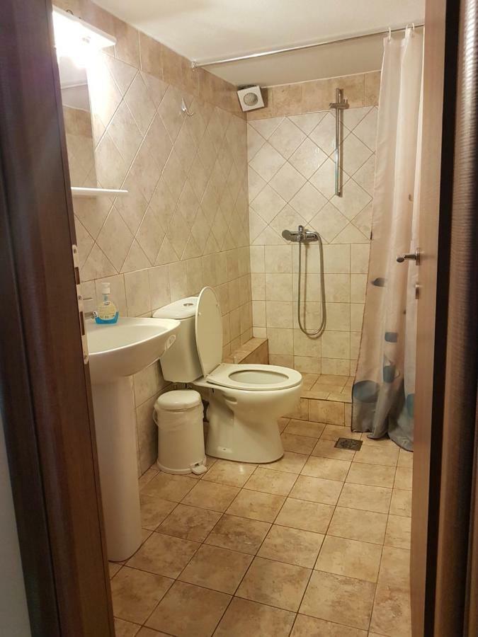 Katina'S House Apartment Вурвуру Екстериор снимка